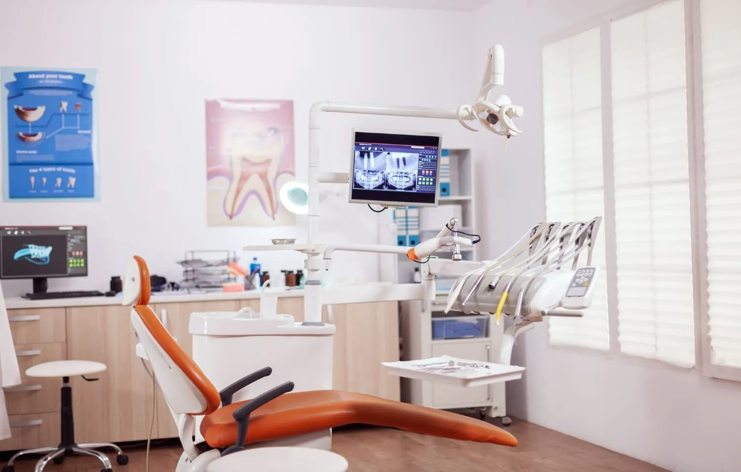 The Essential SEO Content Strategy for Dental Clinics: 8 Key Reasons to Boost Patient Traffic